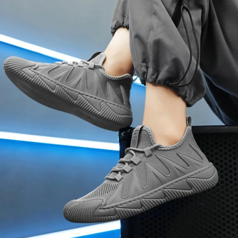 Men's Breathable Casual Sports Shoes Summer New Thick Soled Running Shoes Fashion Flying Woven Socks Sneakers Men Shoes zapatos