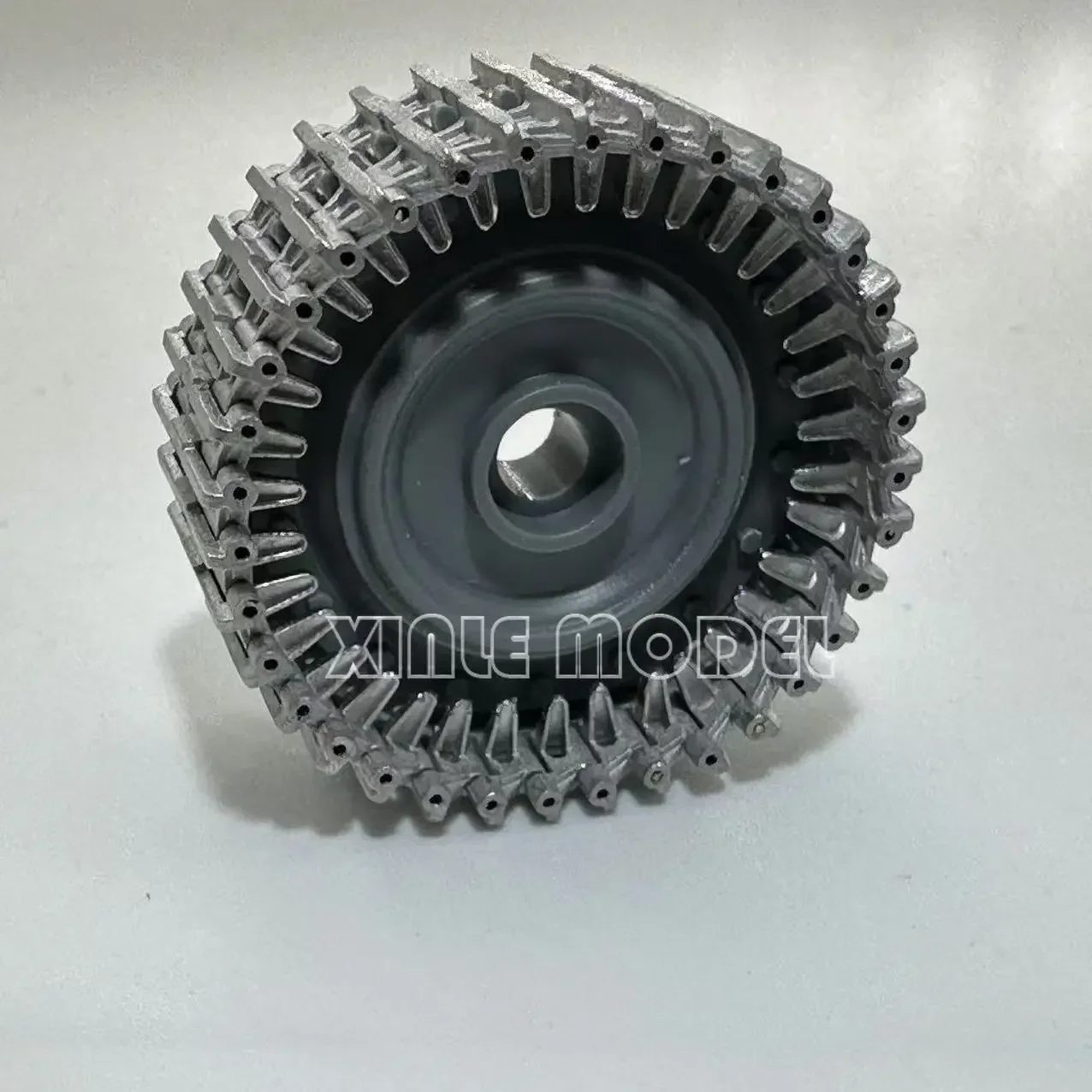 Chuangqi Model 16005 mk. II Personnel Carrier Model Metal Track（ for Gecko 16GM0016）1/16 Accessories