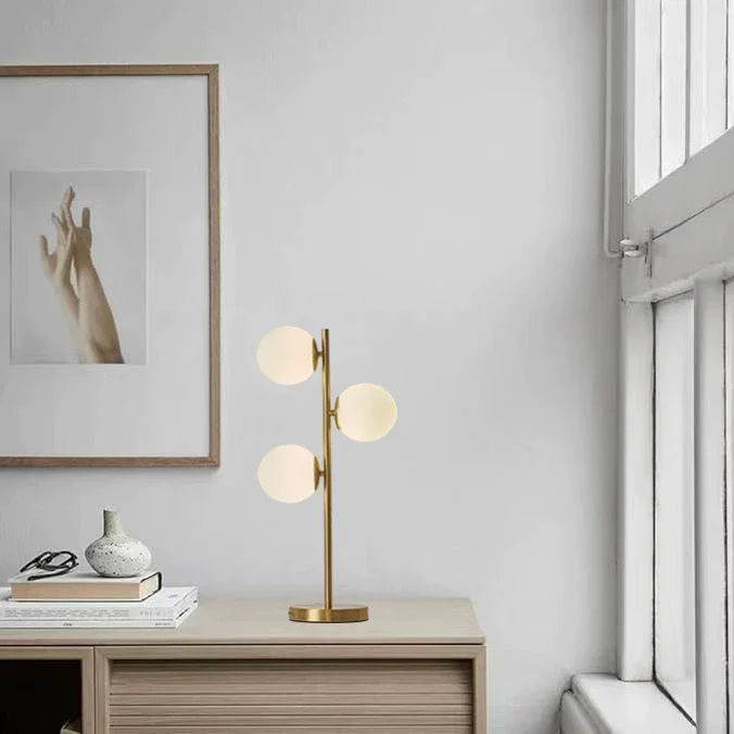 Simple Glass Ball Led Table Lamp Gold Body Luxury Nordic Home Decor Living Room Bedroom Bedside LED Desk Lamps