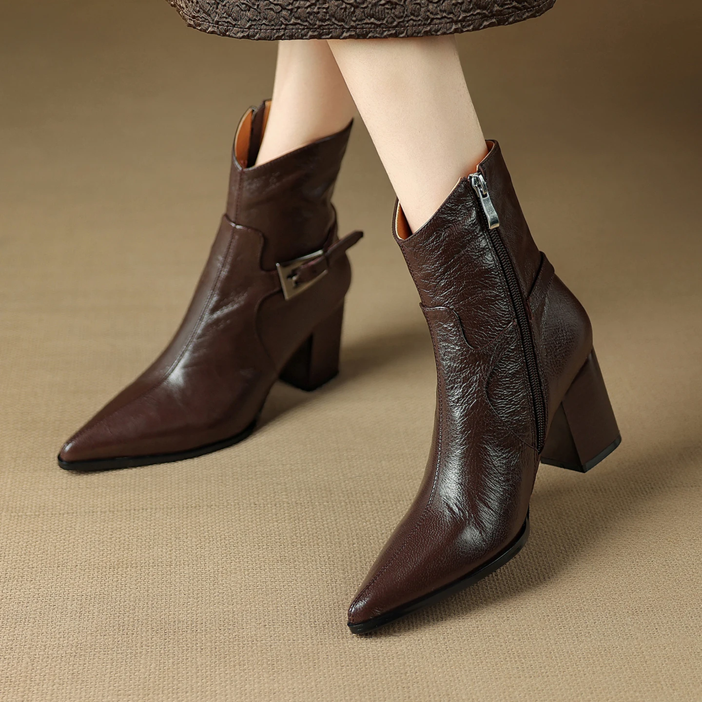 2026 جديد النساء أحذية جلد طبيعي حذاء من الجلد سميكة عالية الكعب مكتب الأحذية الإناث الدافئة الخريف الشتاء أحذية امرأة أحذية بوت قصيرة #4