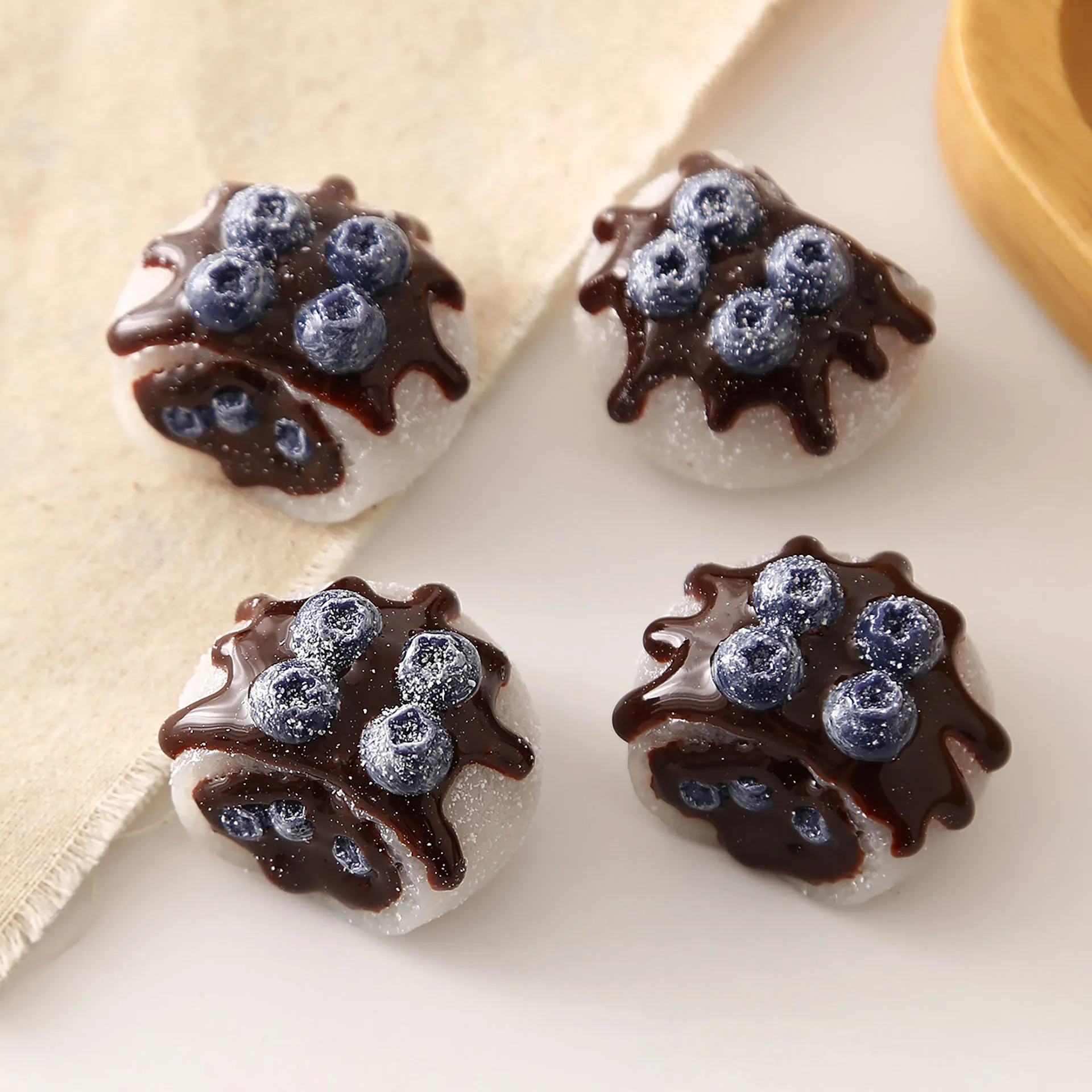 2pcs Resin Blueberry Mochi Figurine, Simulation Dessert Charm, DIY Jewelry Making Pendant, Tiny Desktop Room Decor Ornament
