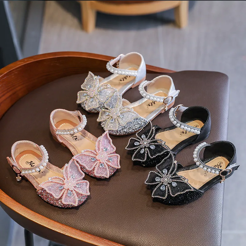 

Summer Girl Fashion Sandals Children Simple Bow Princess Shoes Woman Soft Soled Pearl Bright Diamond Performance Kid Dance Shoes