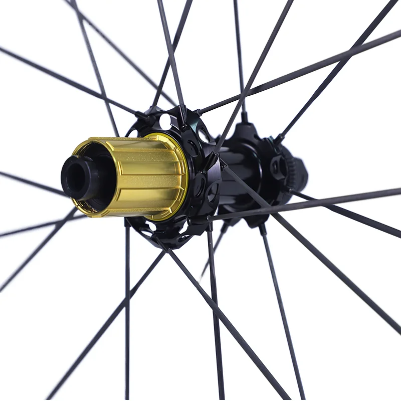700c Ekonomik R28 Karbon Tekerlekler, klasik clincher karbon fiber jant, güvenilir jant frenli yol bisikleti yedek parçaları