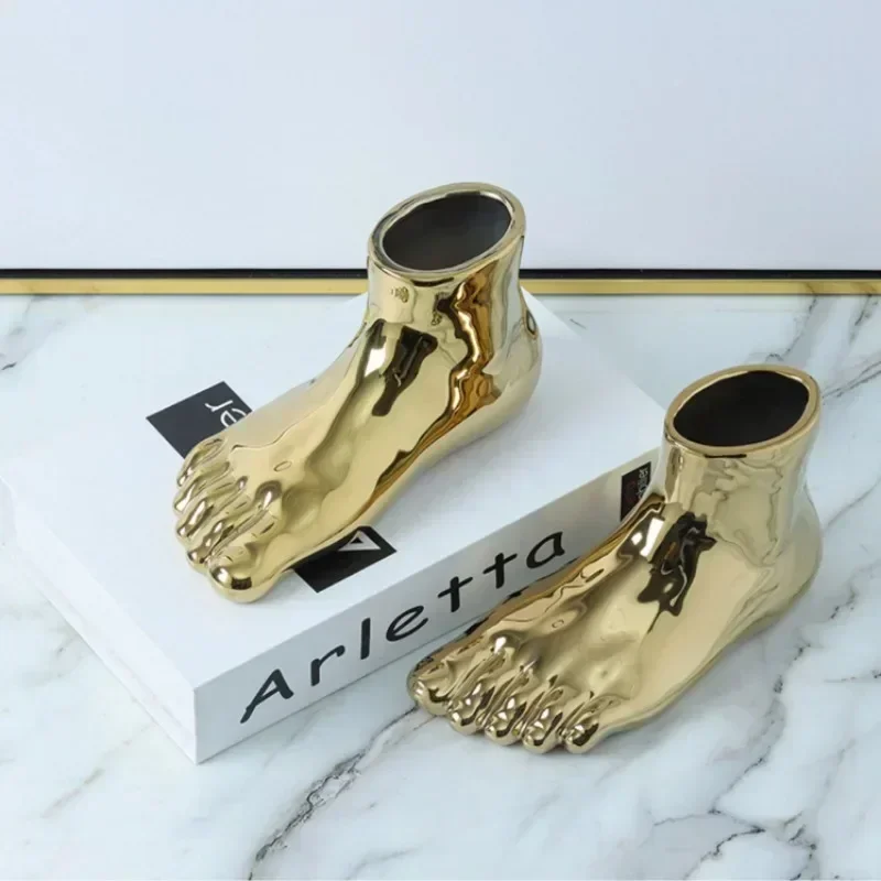 Foot-shaped Ceramic Flower Vase Abstract Art Ornaments Desktop Decorative Vases Hydroponic Vases Flower Arrangement Vase Crafts