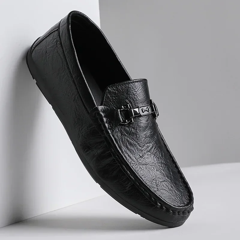 

Новые летние мужские туфли-мокасины 2026 года: деловые повседневные туфли из искусственной кожи с мягкой подошвой, дышащие, без шнурков, высококачественные, для вождения