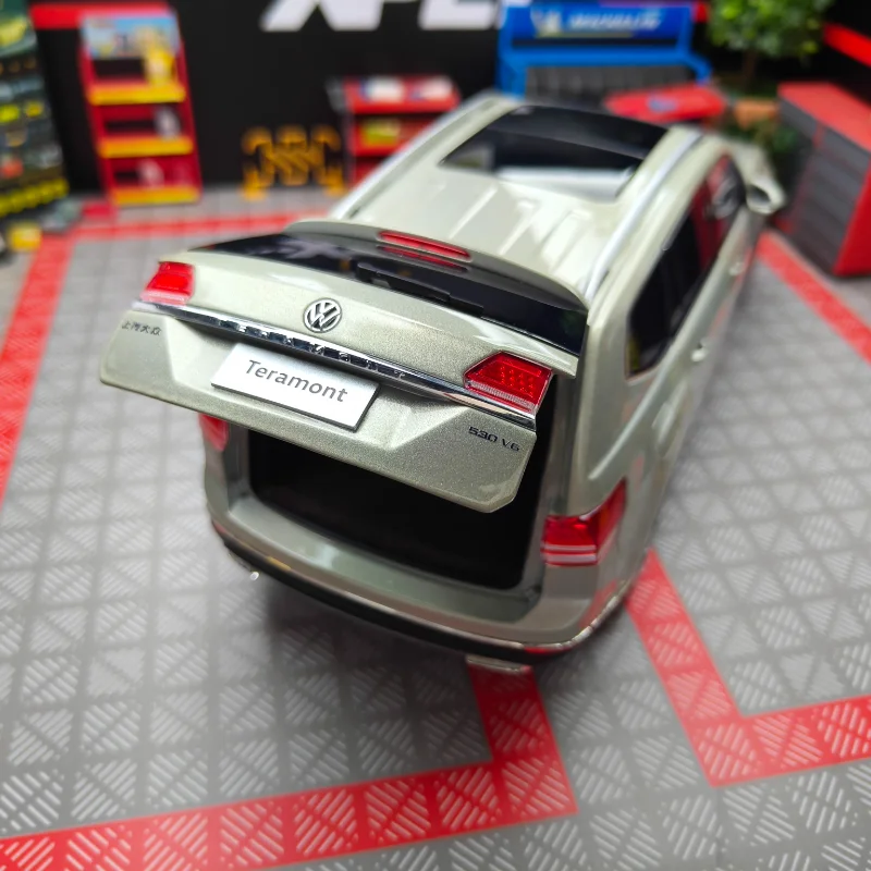 دييكاست 1:18 مقياس SAIC VW Teramont الجيل الأول المصنع الأصلي كامل باب السيارة سبيكة نموذج سيارة لعبة قابلة للجمع