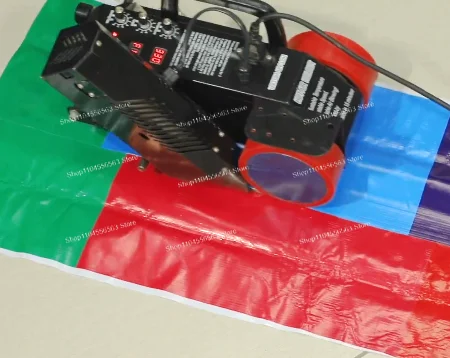 

A flexible polyvinyl chloride welding machine, suitable for connecting banners and tarpaulins. 220 volts / 2000 watts