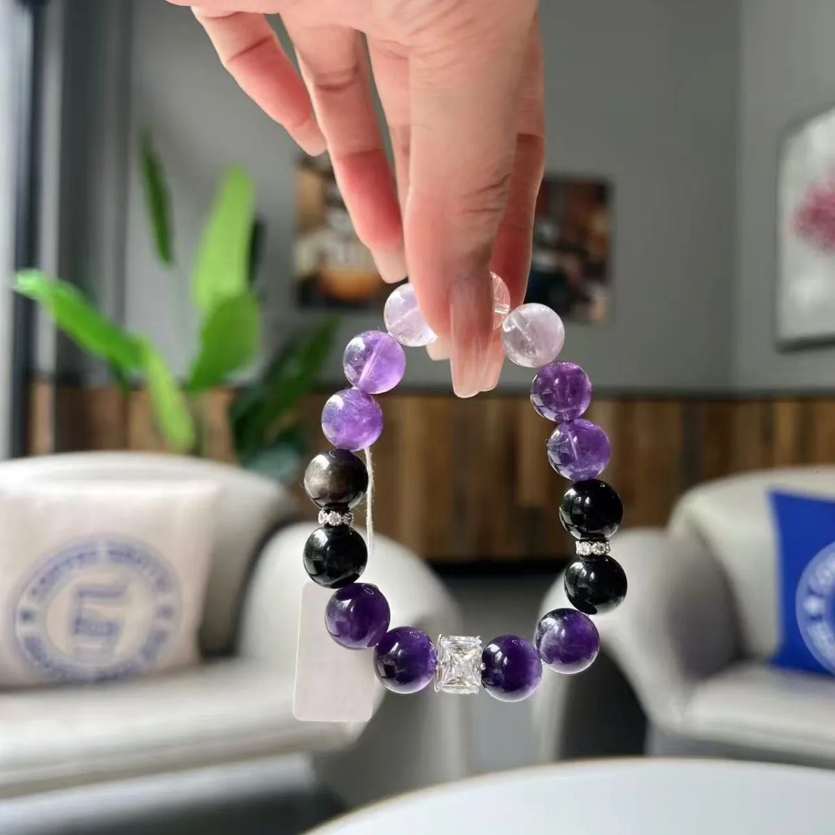 

Natural 12mm Nine Purple Fire Crystal White Asai Obsidian Girl Bracelet Light Luxury Fashion