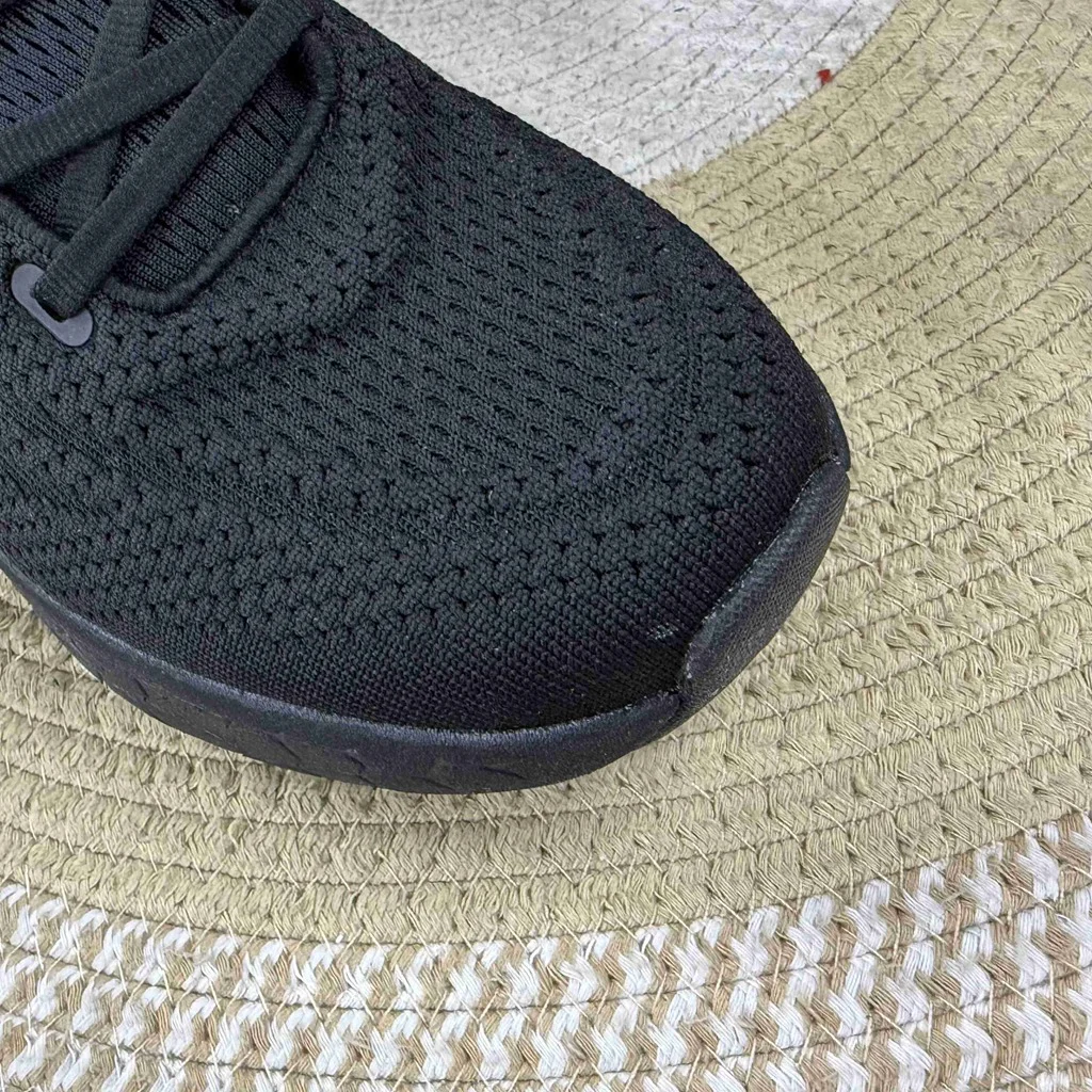 

Мужские кроссовки с красной карбоновой пластиной, нескользящие кроссовки этого счастливого года, амортизирующая мягкая подошва с дышащей сеткой