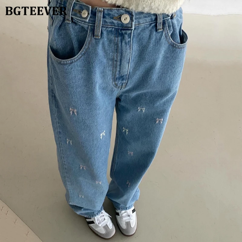 BGTEEVER Stylowe Luźne Spodnie Jeansowe z Szerokimi Nogawkami, Kieszeniami i Haftem, Damskie Wiosenno-Letnie Casualowe Jeansy z Wysokim Stanem