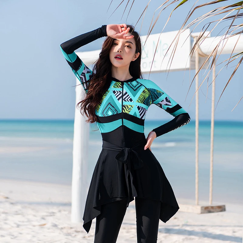 Conservative Swimwear Women Modest Long Sleeve Swimsuit Korean Style Swimming Suit Beachwear Surfing Suit Snorkeling Clothes