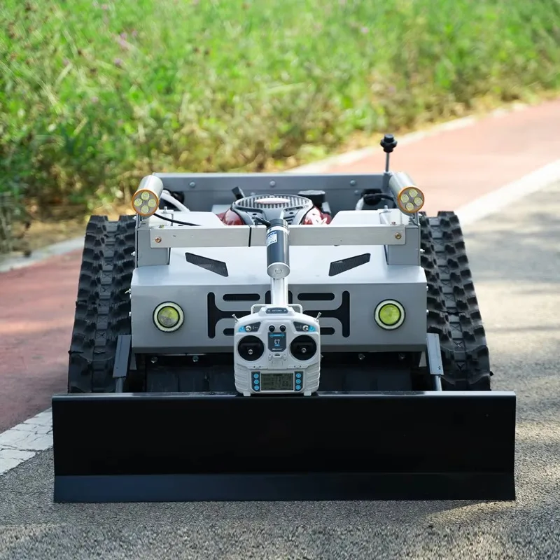 Crawler Remote Control Lawn Mower Intelligent Lawn Mower Orchard Lawn Mower  Four Punch
