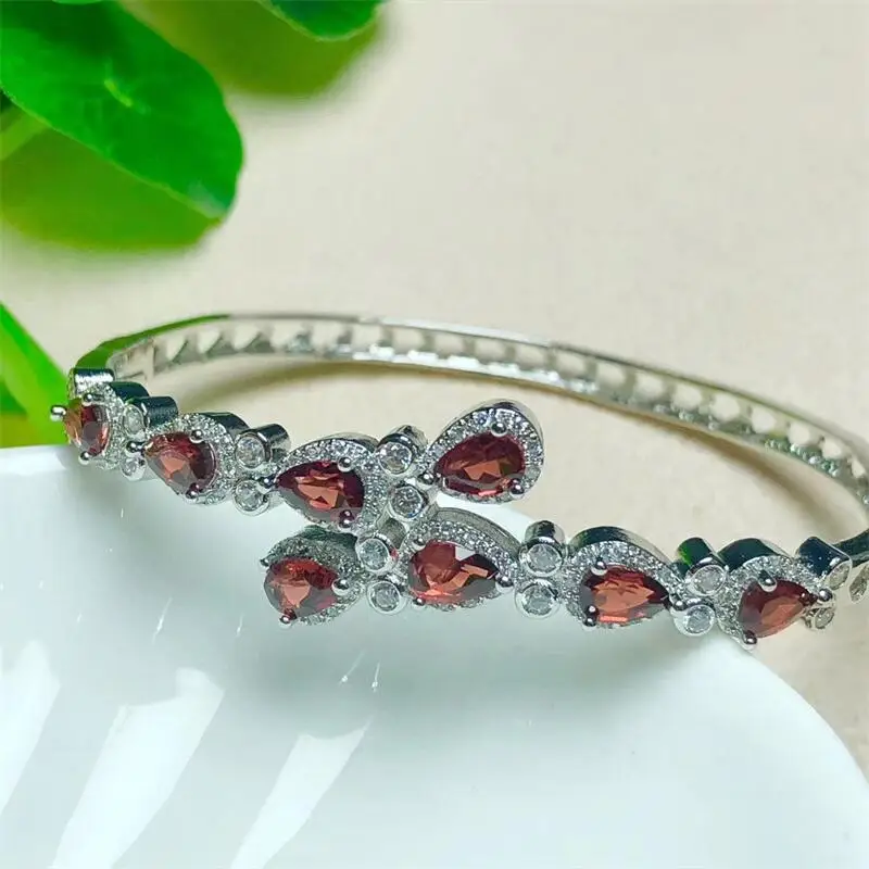 Natural Garnet Bangle Bracelet Fashion Women Healing Jewelry Gemstone Reiki Energy Crystal Stone Holiday Gift 1PCS