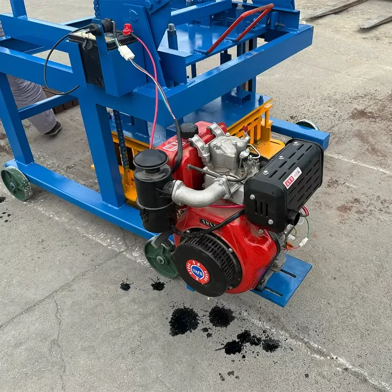 QMY4-45 Mobile Laying Block Making Machine 5.2KW Semi Automatic Hollow Concrete Brick Machine 850KG