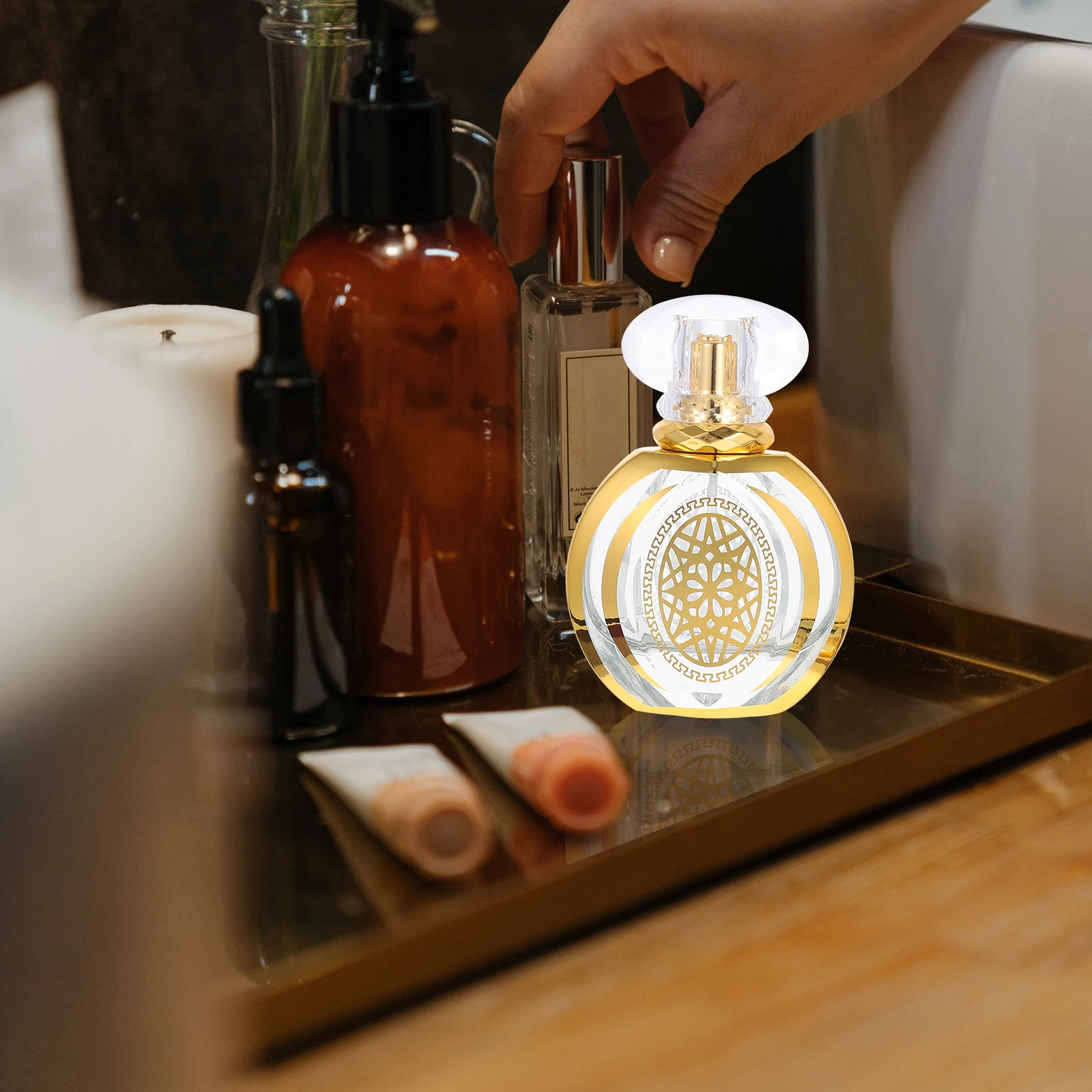 

Glass Perfume Bottle Hot Stamping Pattern Refillable Spray Bottle for Perfume Essential Oils Room Spray Ideal for Travel Daily