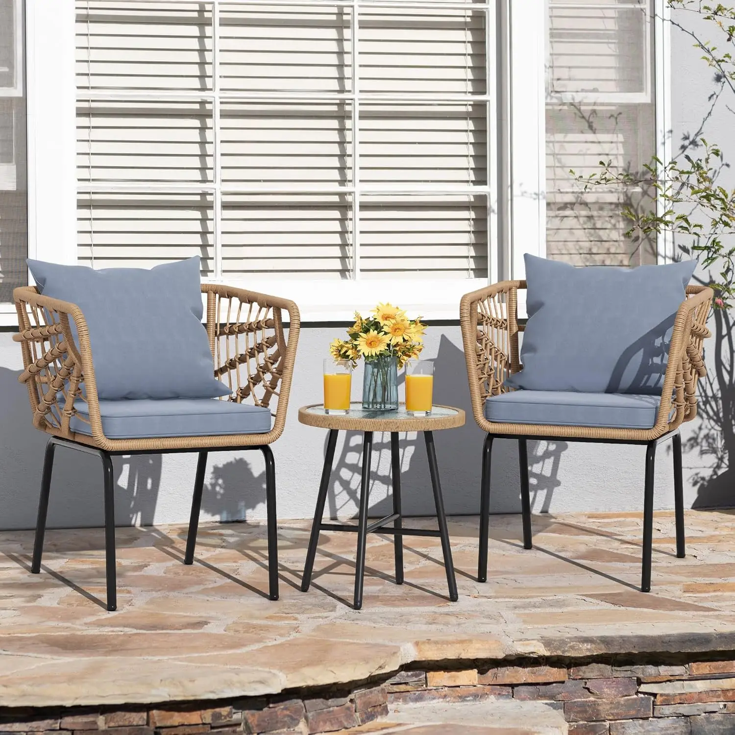 Wicker Outdoor Bistro Set, All-Weather Pátio Conversa Set, mobiliário secional conjunto com mesa e almofadas, 3 pcs