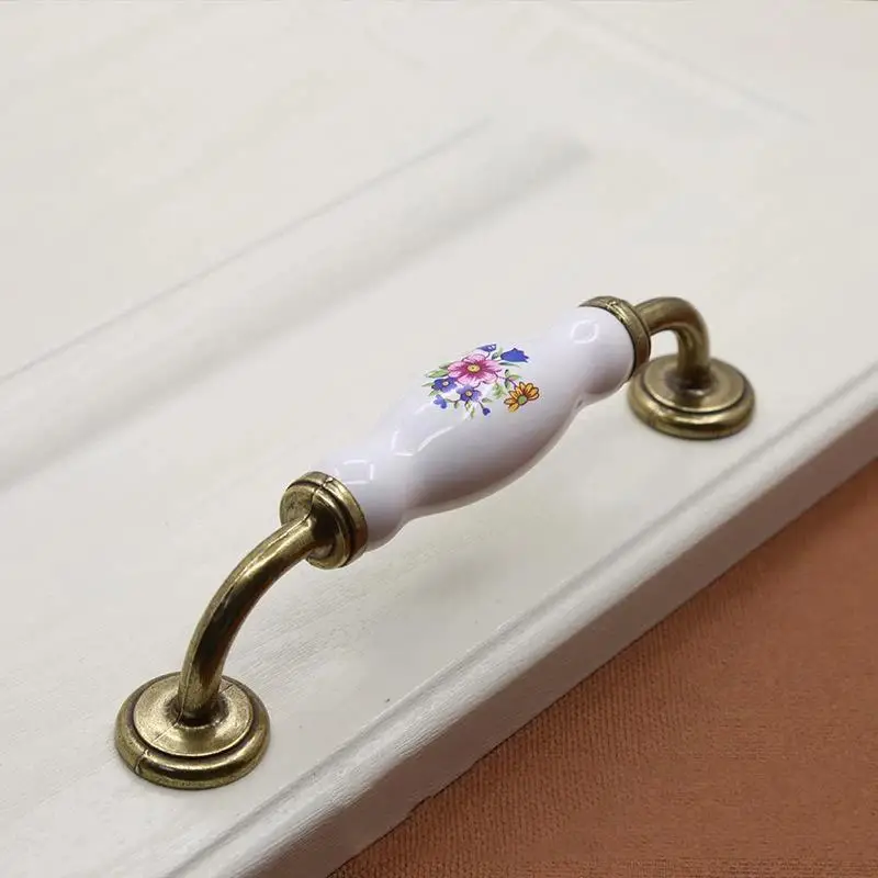 European Flower Ceramic Handles Kitchen Cabinet Storage Dressers Classic Wardrobe Cabinet Closet Door Pulls