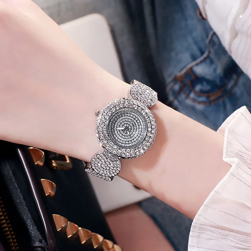 Women's Watch Luxury Rhinestone Quartz Bracelet Watch Sparkling Fashion Analog Party Dress Wrist Watch