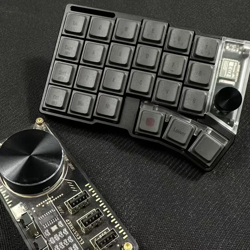 Cornix Split Keyboard Low profile dual-mode CNC aluminum case