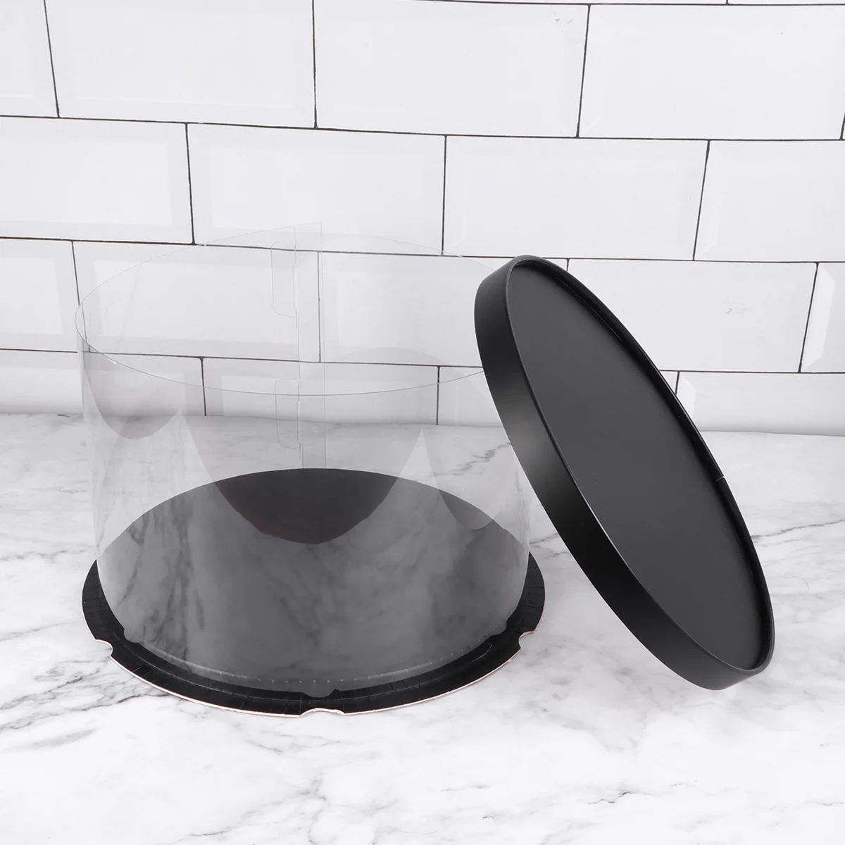 

Transparent Plastic Cake Box Black Round Cake Packaging Box Easy Assemble for Dessert Shops Home Use 8inch