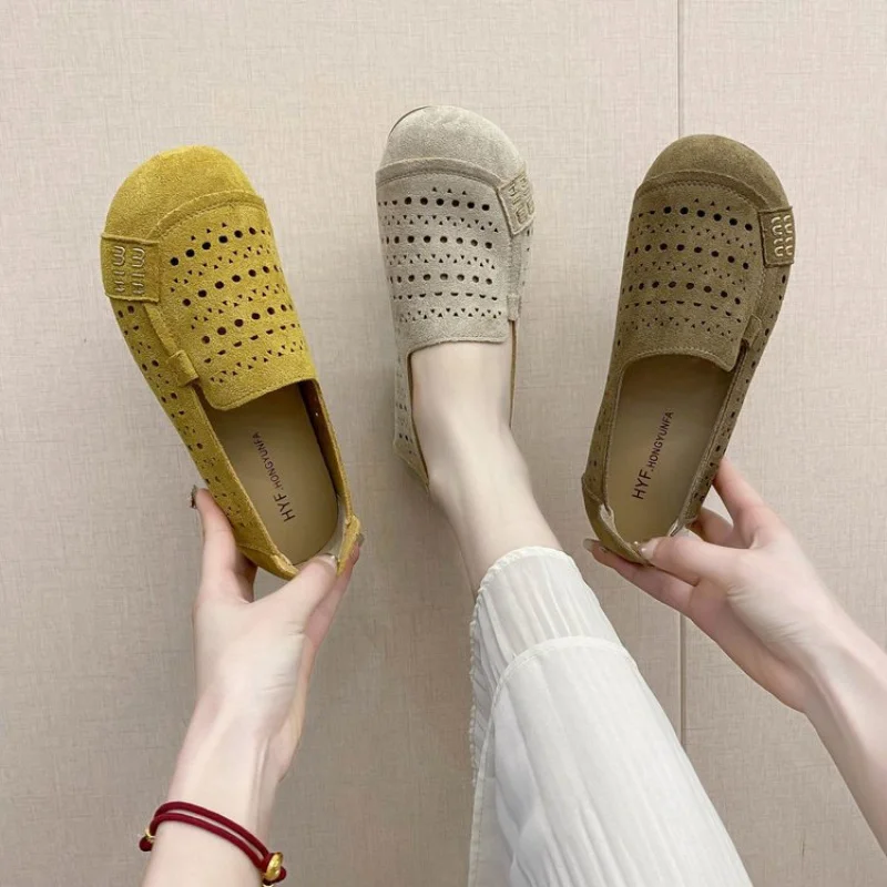 

Summer New Style Suede Soft Sole Slip-On Lazy Round Toe Perforated Breathable Mom Shoes