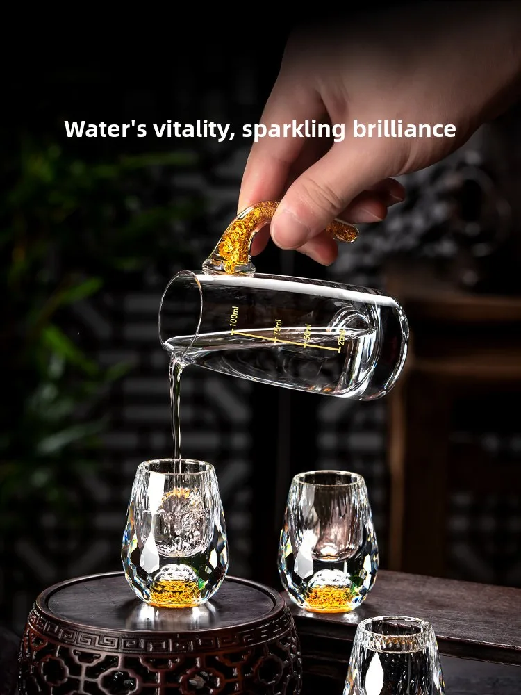 Creative Diamond Pattern Small White Wine Cup Set Home Use Crystal Glass Luxury Gold Foil Liquor Pours Unique Chinese Style view 2