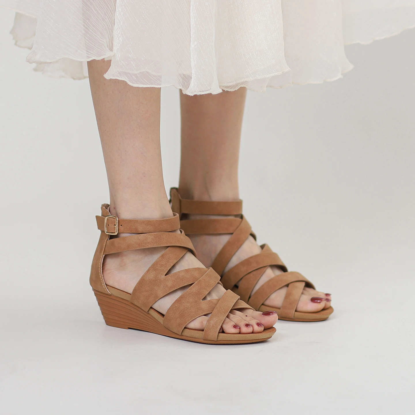 

Classic Retro Deginer women's sandals elegant wedge heel slimming comfortable soft leather versatile zipper after wearing