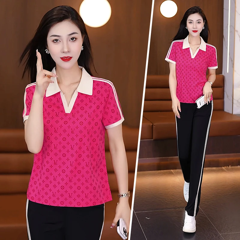 

Middle-Aged Women's Summer ort-Sve T-irt Top Set Spor Two-Piece Ensemble Mom's Faionable Casual Wear