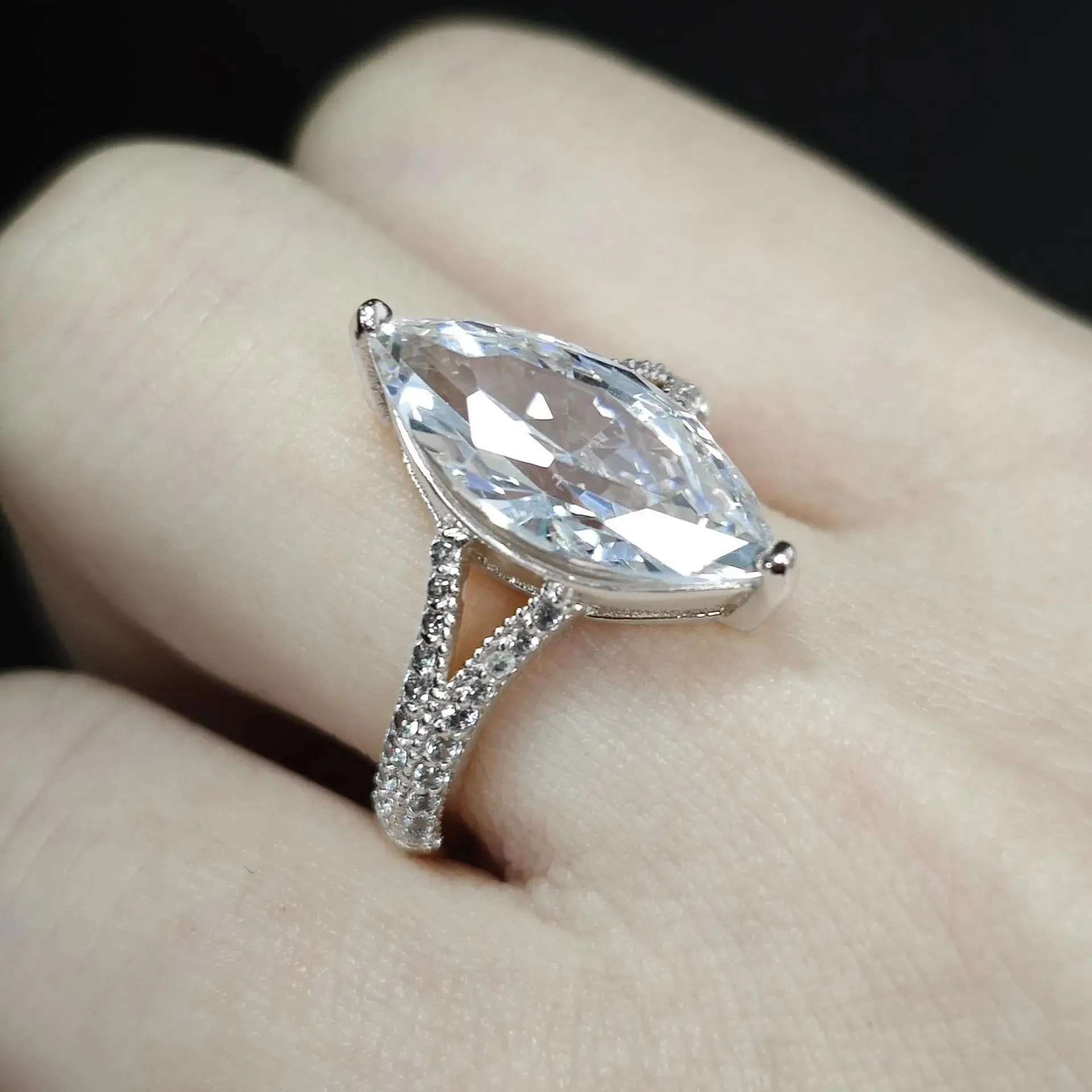 Hot Sale S925 Sterling Silver Women s Ring Featuring Water Drop Pear Shaped Zircon Stylish Wedding Ring For Special Occasions