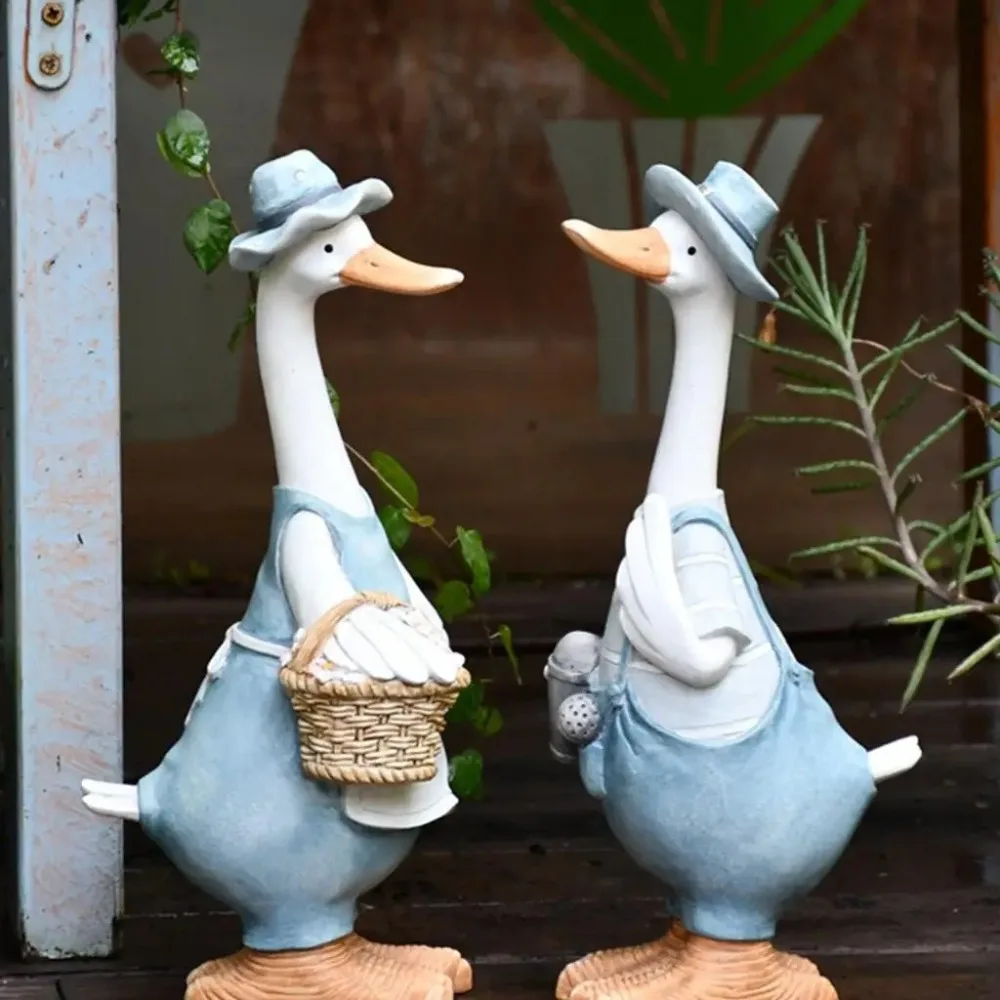 Resin Nordic Duck Ornaments Landscape Crafts Duck Sculpture Artificial Garden Sculpture Outdoor Garden Figurines Animal Statue