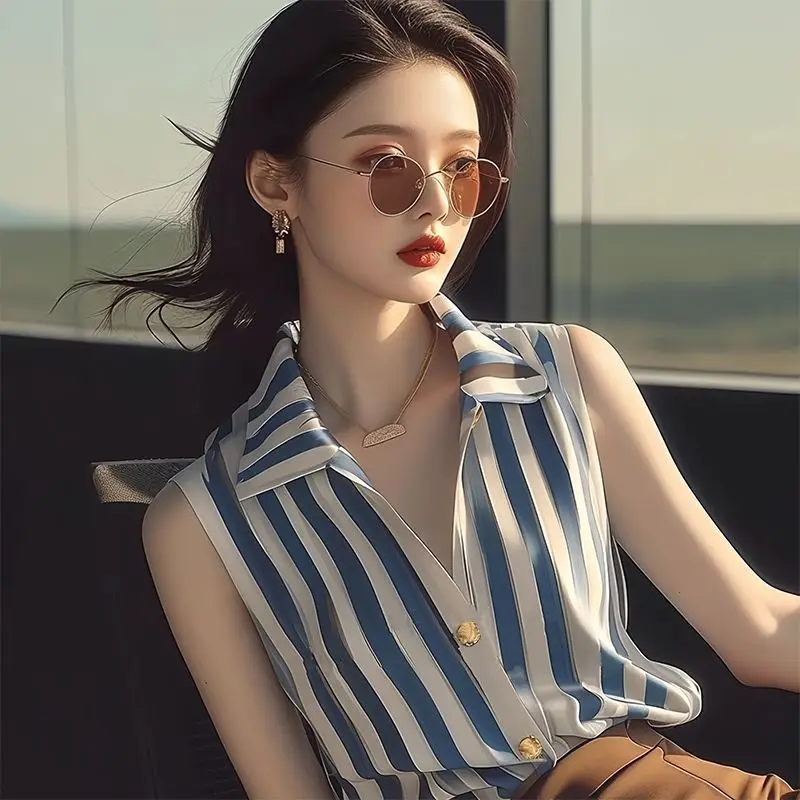 

Summer Blue V-neck Striped Sleeveless Shirt Office Lady Fashion Vintage Loose Blouse Chic Button Tops