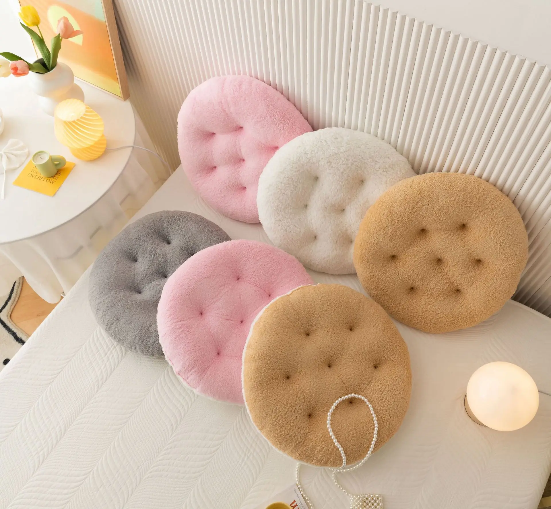 Luxury Round Plush Warm Chair Cushions Dining Chair Cushions Soft Mats Anti-Slip Suitable For Home Decoration