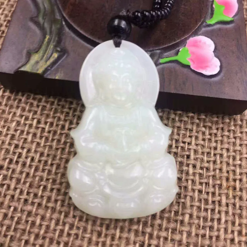 Exquisite and Nephrite Holding Guanyin Pendant Jewelry P0003