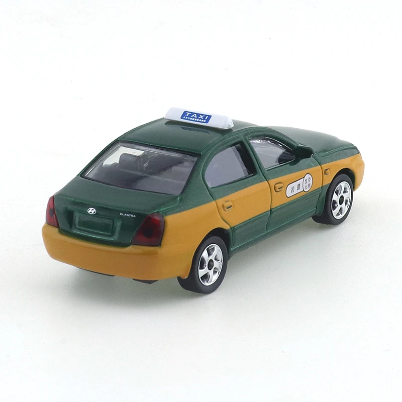 XCARTOYS 1/64 Hyundai ELANTRA Gen.3 voiture en alliage jouets véhicule à moteur moulé sous pression modèle en métal enfants cadeau de noël jouets pour garçons