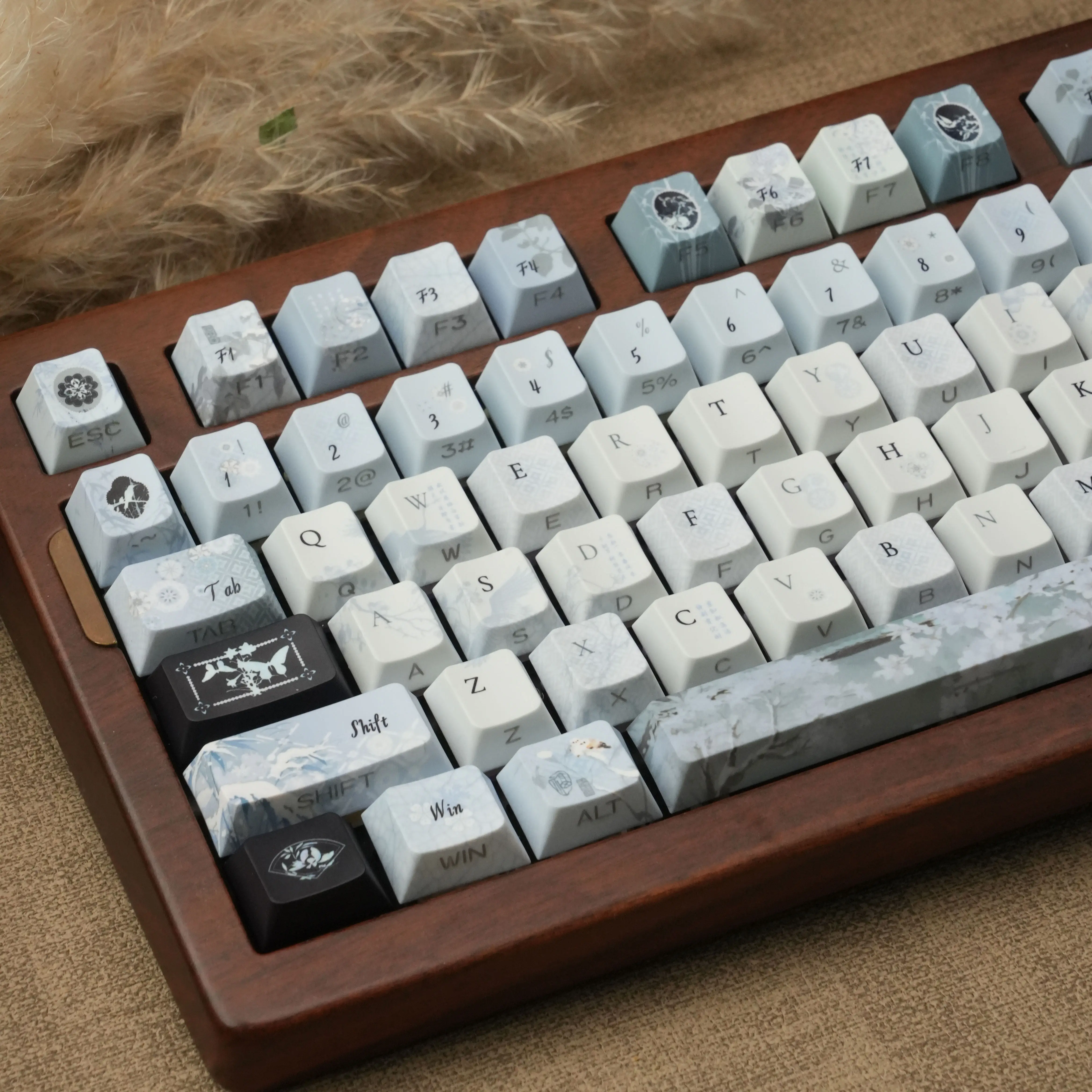 120 Keys Fallen Plum Blossoms Side Print RGB Backlit Keycaps Dye Sublimation PBT Keycaps Cherry Profile for MX Switches Keyboard