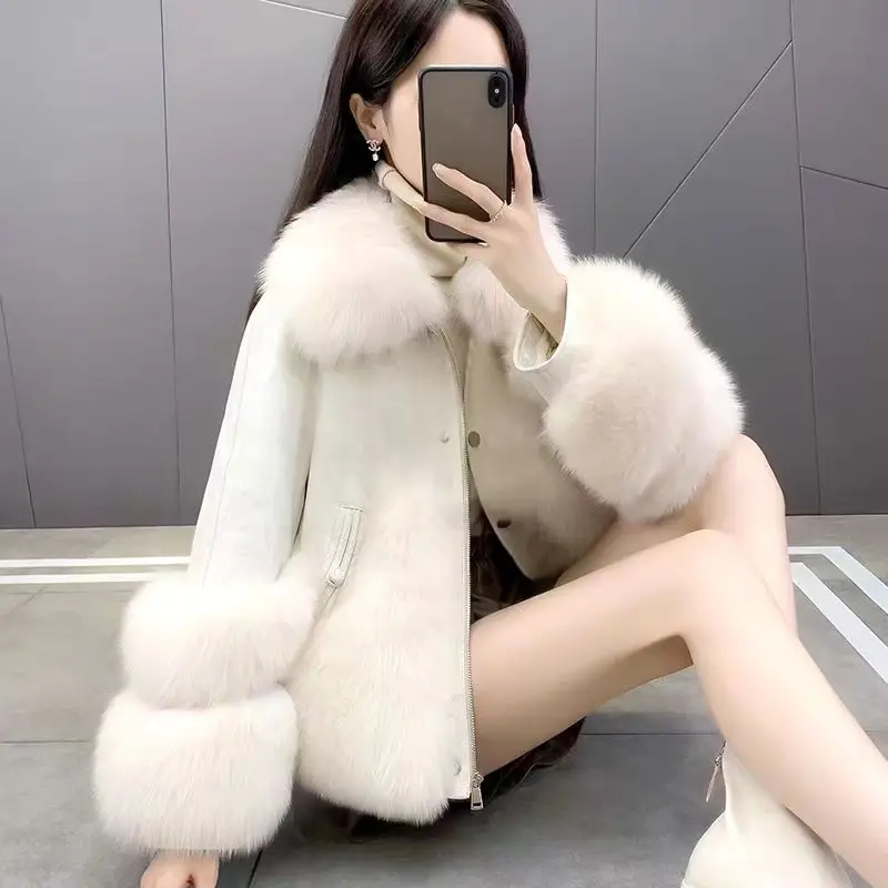 Winter New Fox Fur Collar Fur Jacket Korean Loose Thicke Warm Parka Sheepskin Genuine Leather Down Jacket Women's Short Outwear