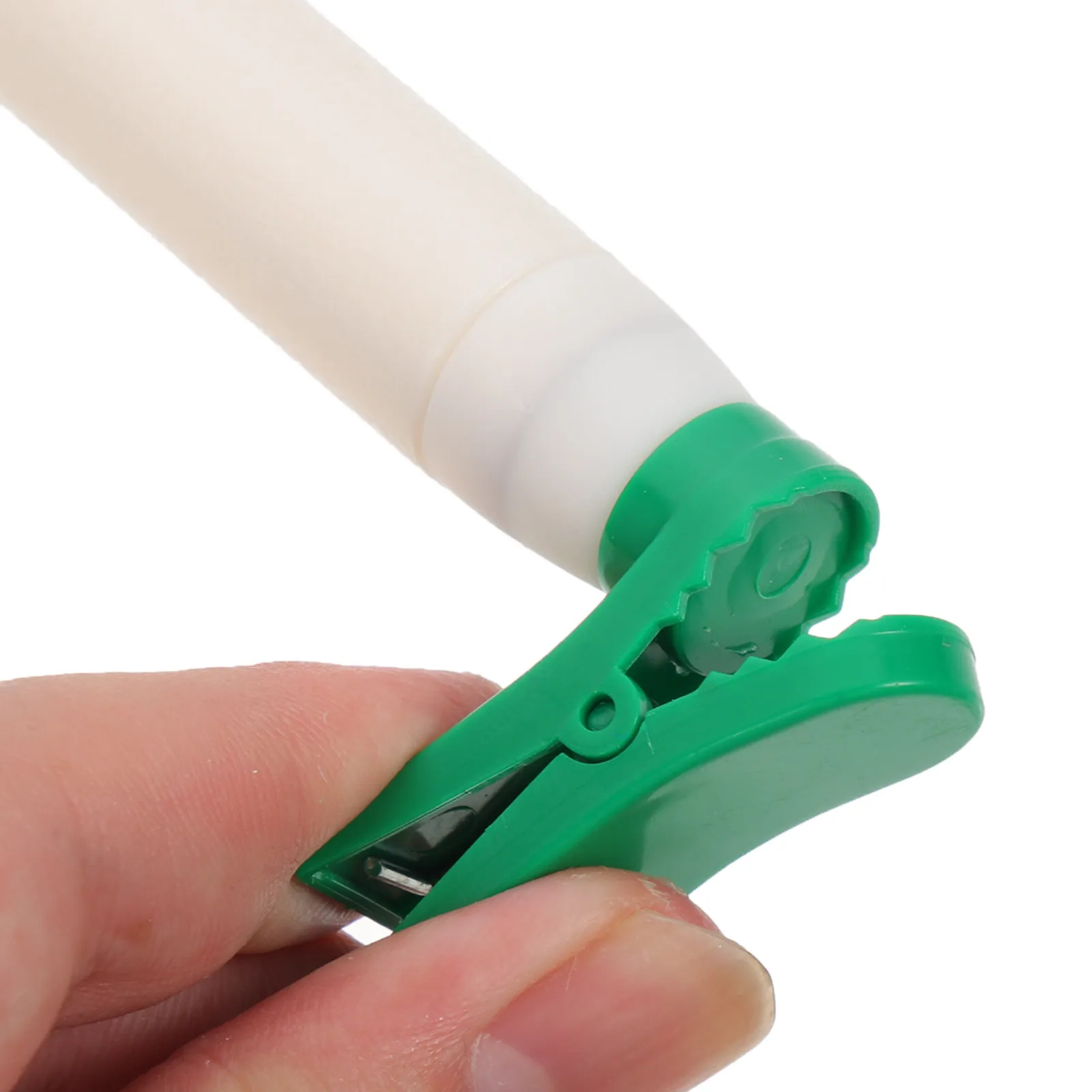 

Набор из 6 электрических светодиодных свечей без пламени с реалистичным мерцанием для декора спальни, балкона, стола, праздников