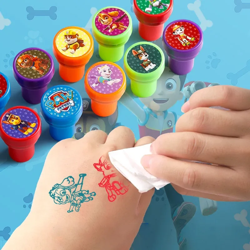 10 pz/set Paw Patrol Sigillo Timbro Del Fumetto Chase Marshall Scrotole Skye Sanrio Action Figures Modello Colorato Giocattoli Regali Di Compleanno
