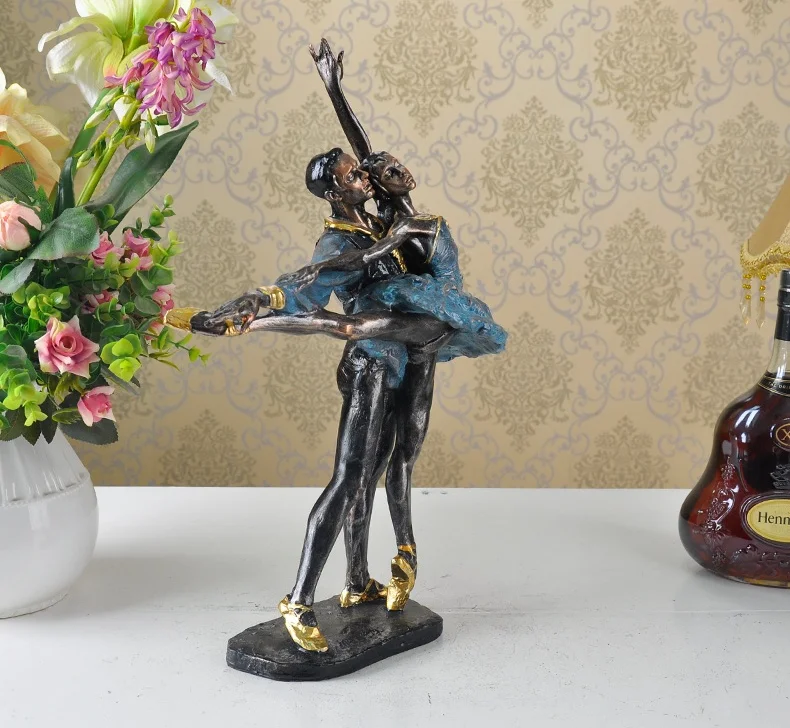 Imagem -02 - Estátua Artesanal de Resina Bailarina Vintage Ballet Amantes Escultura Dançarino Decoração Arte e Artesanato Presente Mobiliário Ornamento