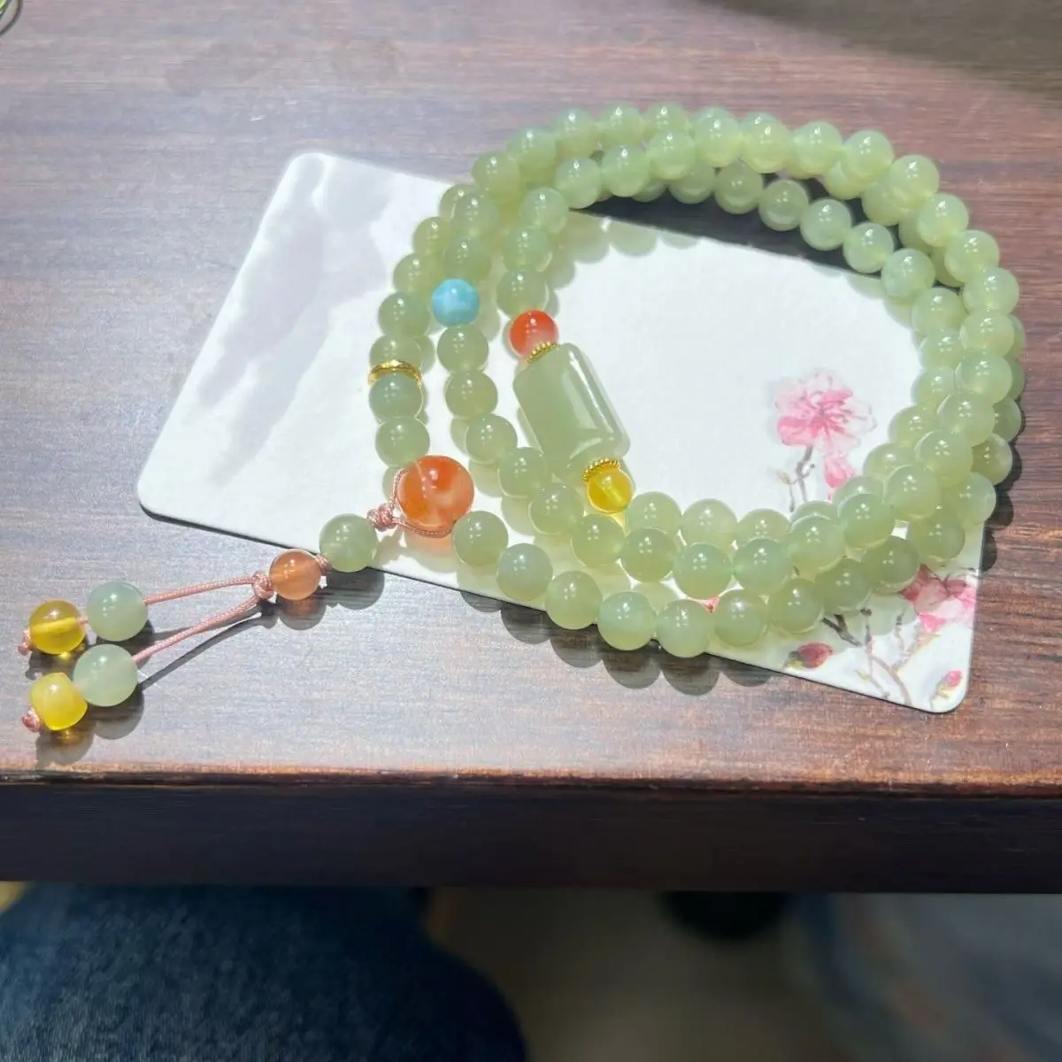 

Natural multi-circle Hetian jade three-circle bracelet, round beads, clear water jade necklace, Nanhong sweater, beeswax bracele