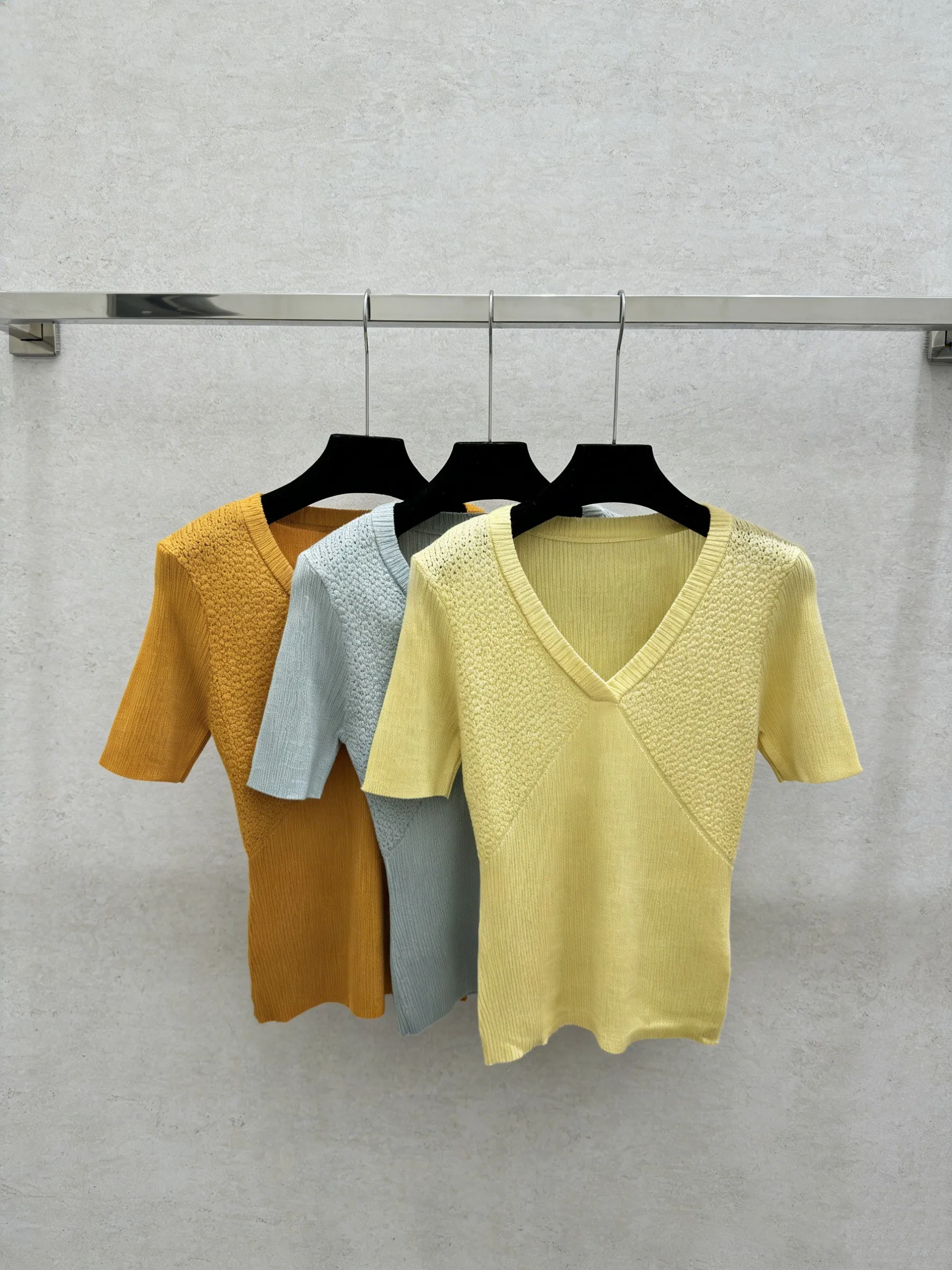 

Высококачественный повседневный модный удобный женский трикотажный топ без рукавов в расслабленном стиле из мягкого материала, трендовый, 26318116