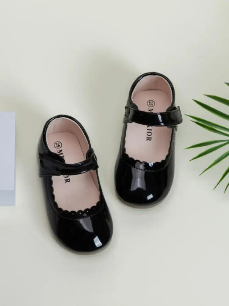 Scarpe da principessa per bambini in tinta unita suole in gomma antiscivolo scarpe Casual traspiranti impermeabili in pelle PU multicolori versatili