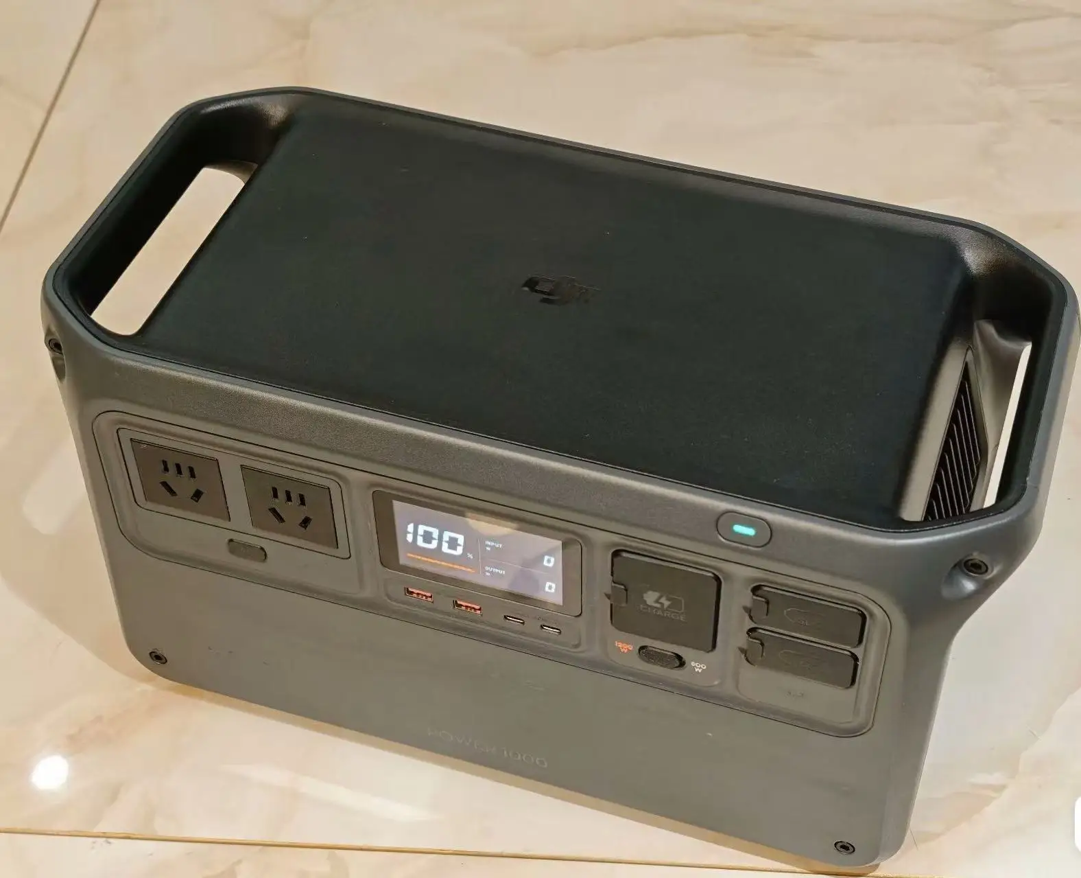 Original DJ Power 1000 V1 2200W High-Capacity Portable Power Station for Safe Mobile Charging for Outdoor Camping & Trips