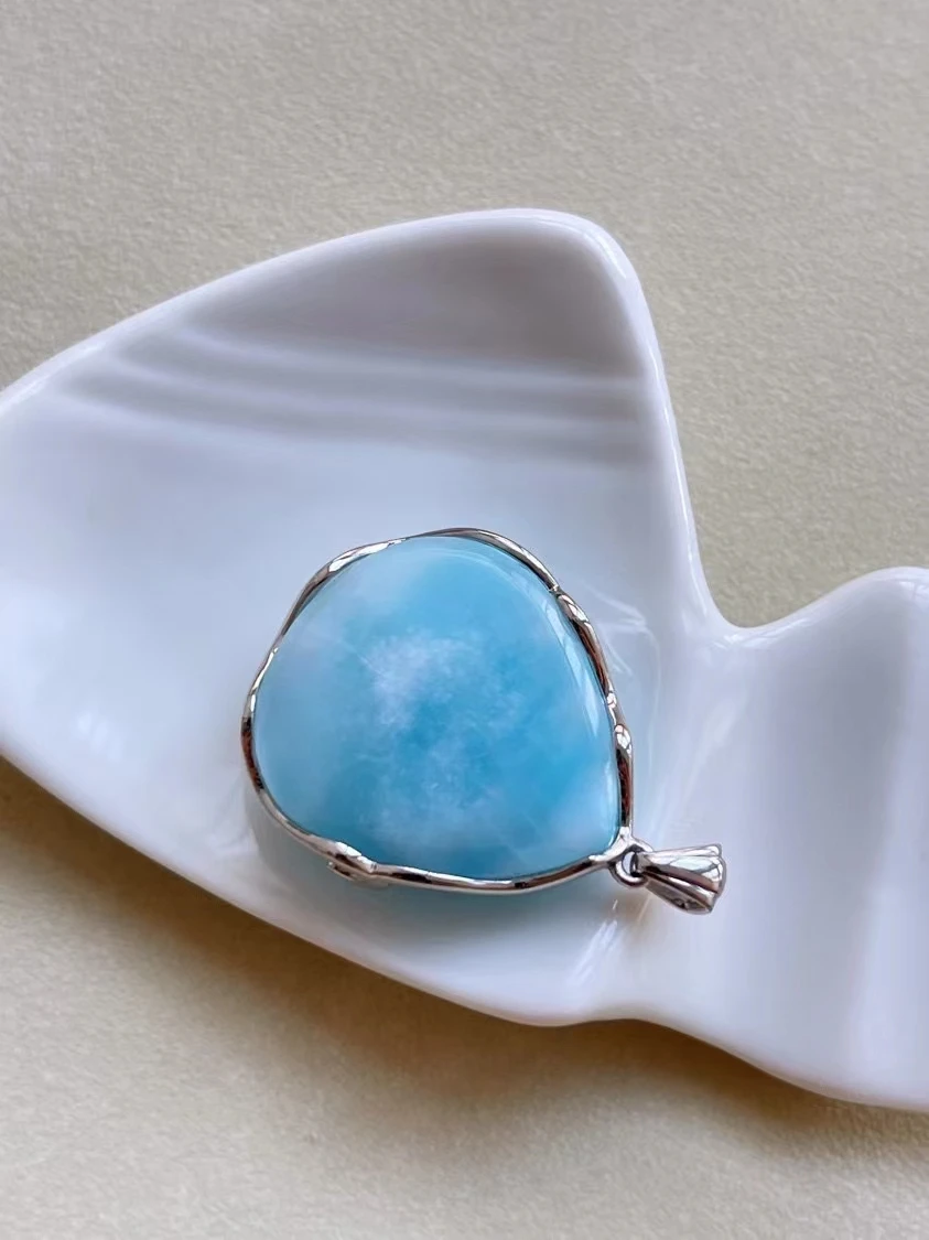 Colgante de Larimar azul Natural para hombre y mujer, collar de amor con patrón de agua, 44x27X10,8mm, de domia AAAAAAA