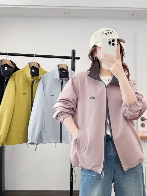 

Casual Style Zipper Jacket Short Thin Embroidered Collar Color Block Loose Fit Anti-Aging Outerwear for Women Polyester Fiber