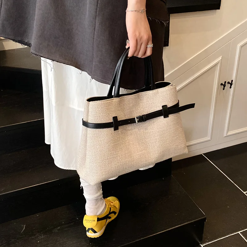 

Simple and stylish versatile casual commuter bag for women, new high-end large-capacity trendy comfortable handbag