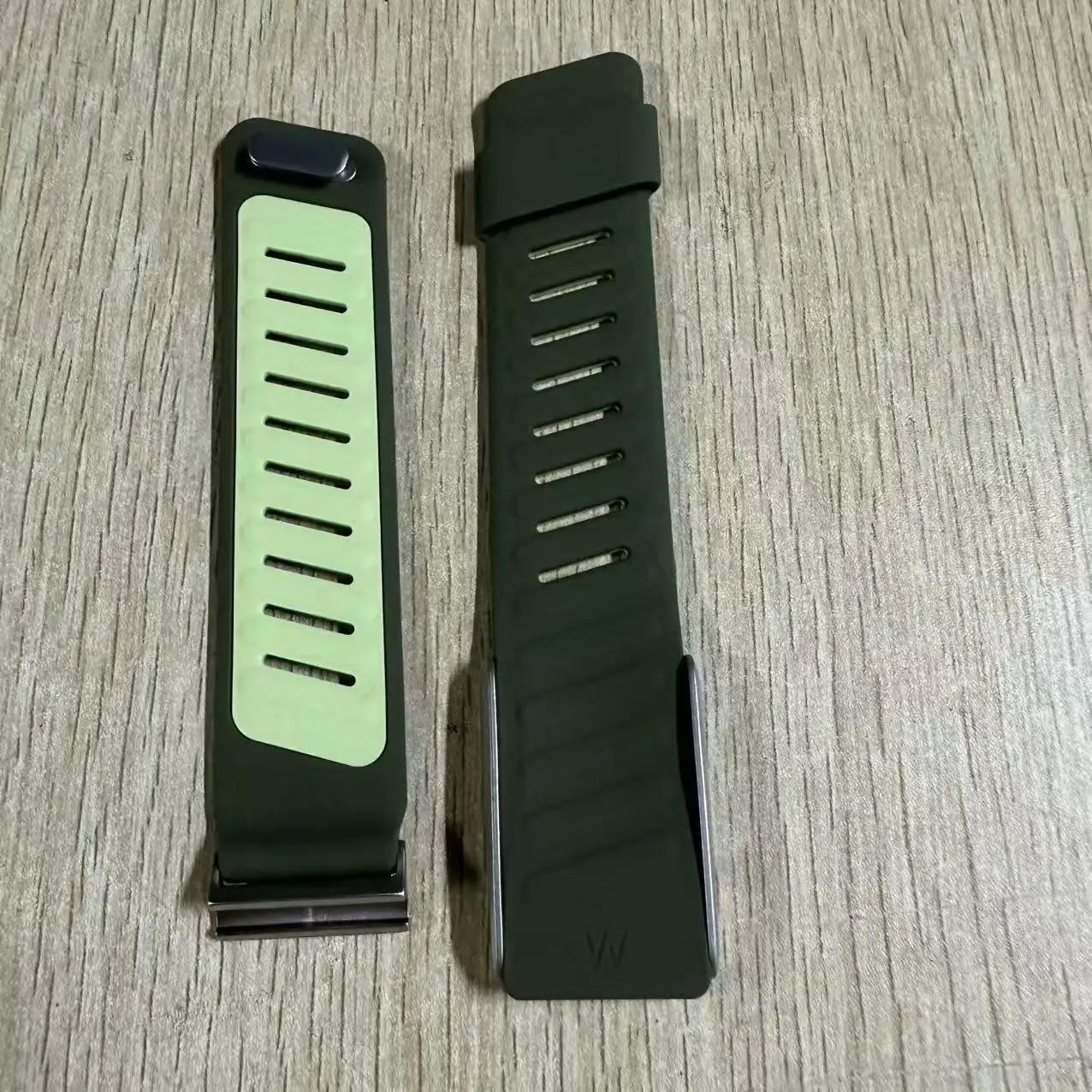 Suitable for Whoop 5.0 MG Dual Color Silicone Sports Strap PEAK/LIFE with U-shaped Official Metal Frame Replacement Wristband