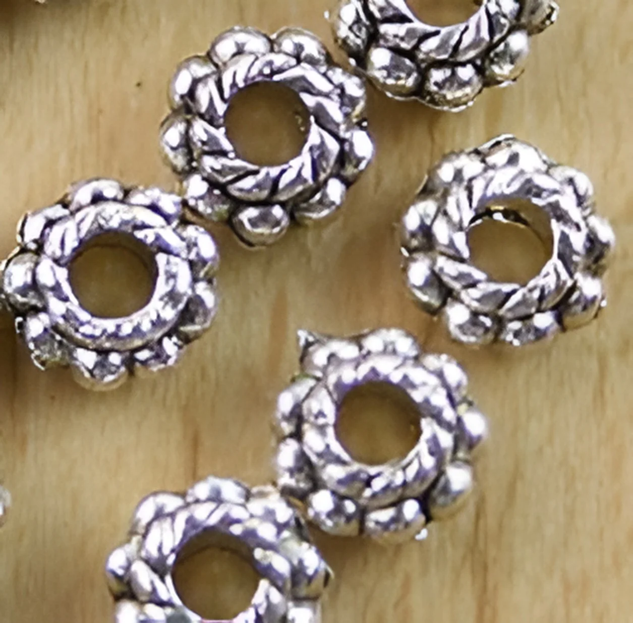 

80pcs 6x3mm, hole 2.2mm Alloy matel tibetan silver spacer beads HWH0515