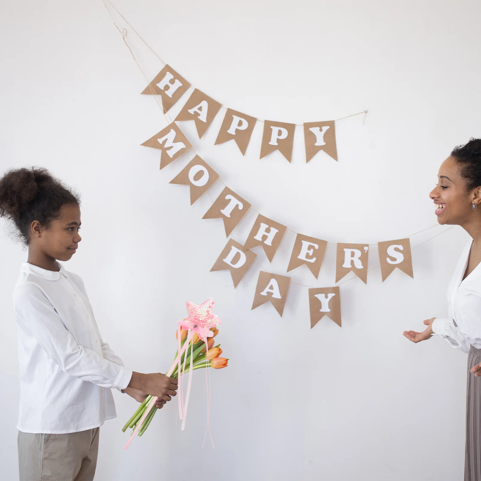 2Pcs Star Shape Fairy Stick Bright Shiny Kids Party Favors Birthday Stage Performance Props for Children Girls