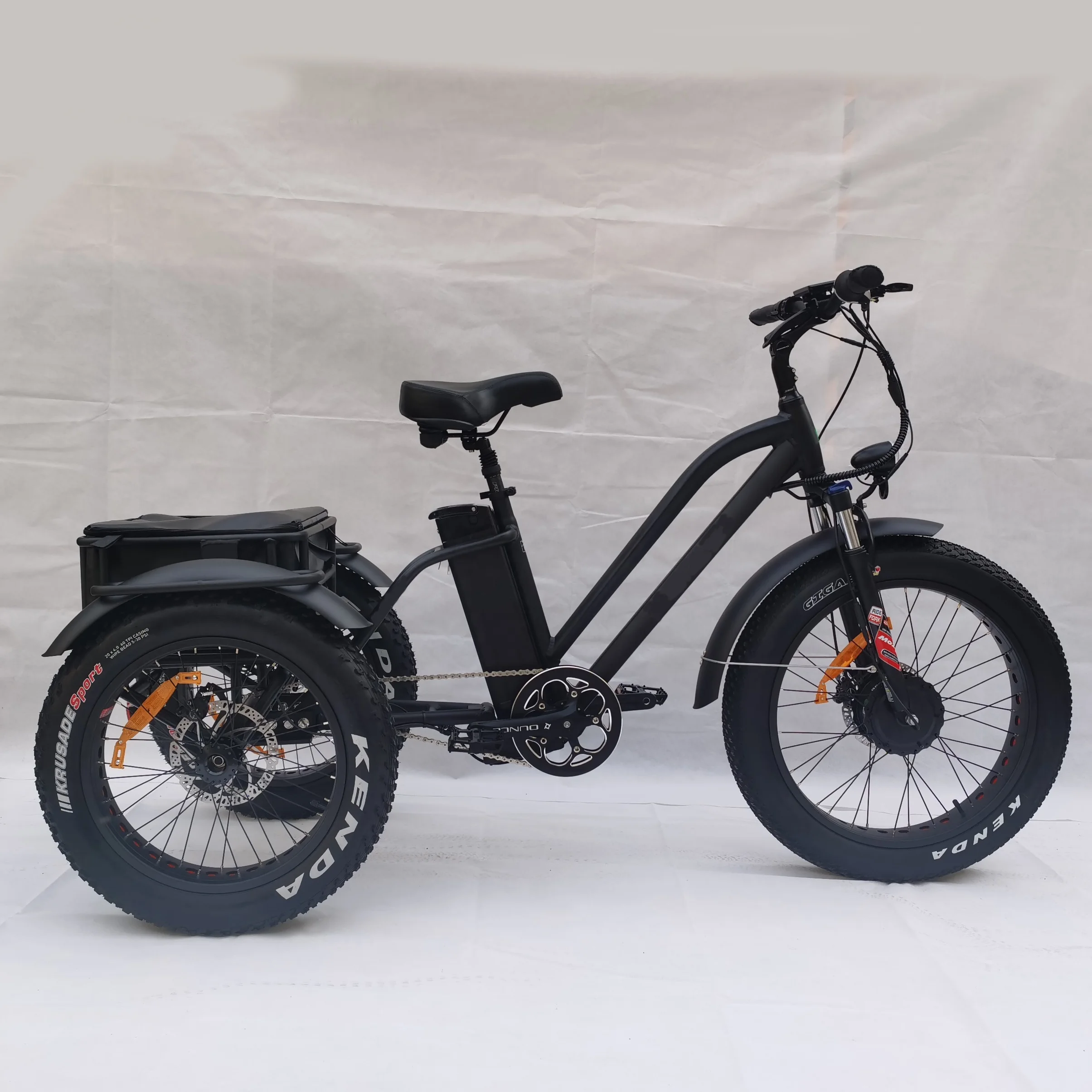 Chinese factory front drive 3 wheel cargo electric tricycle 240inch utility etrikes with difference nexus 7 speed cargo tricycle